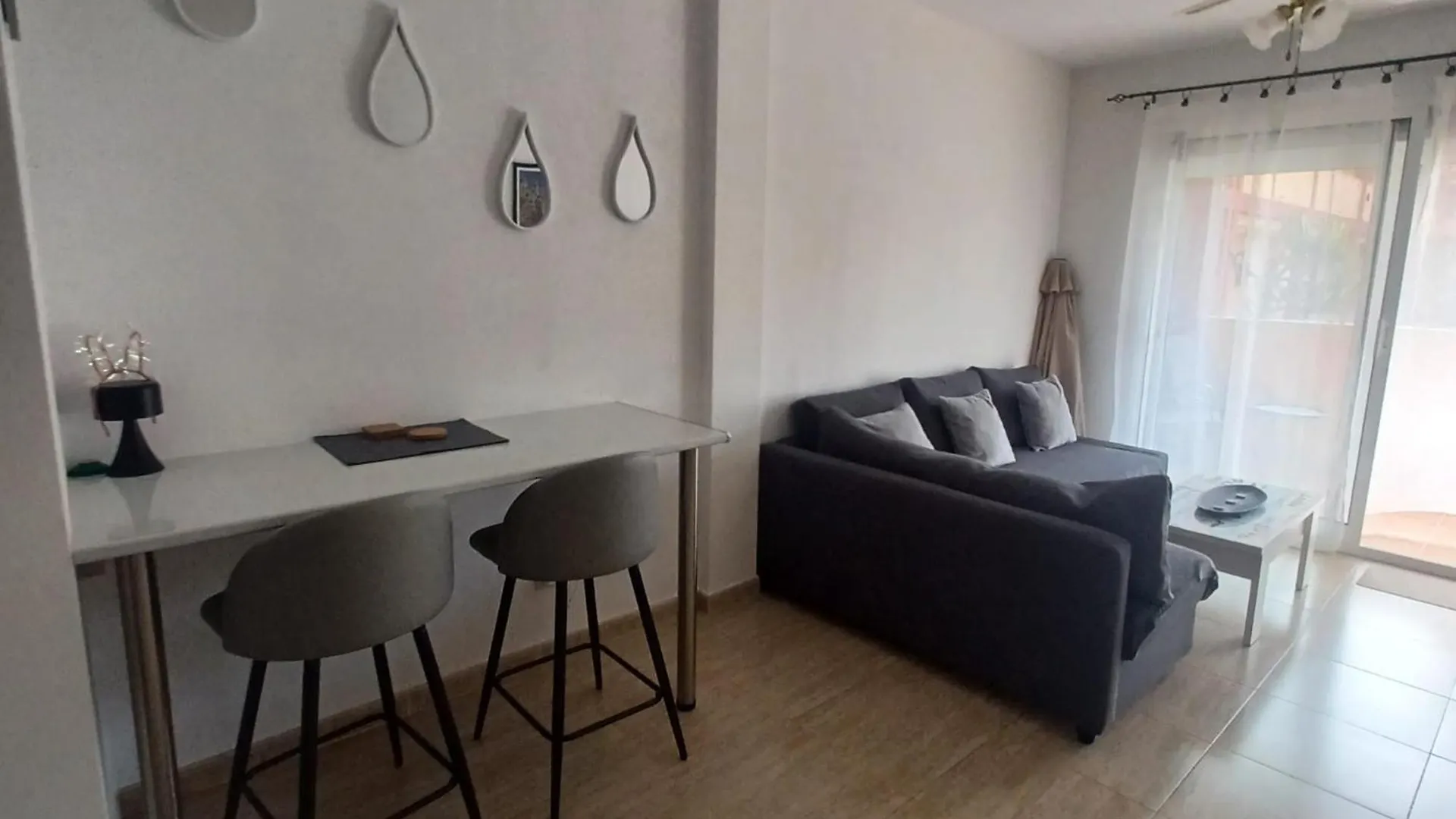 Bella Apartment Parque Holandes 0*,  Spain